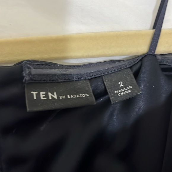 Aritzia Babaton Satin strapless top - Picture 3 of 5